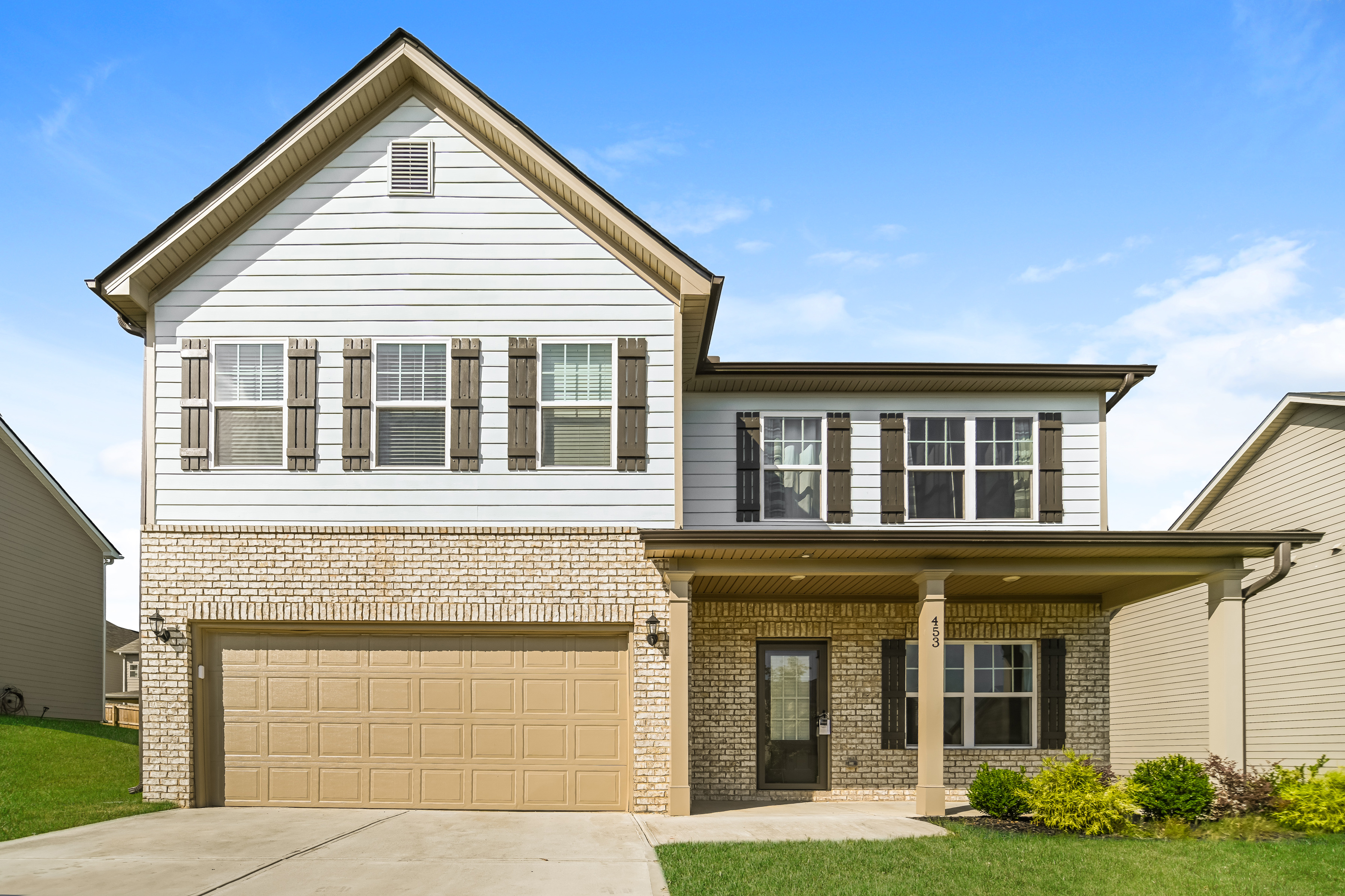 453 Lake Ridge Ln Fairburn, GA 30213